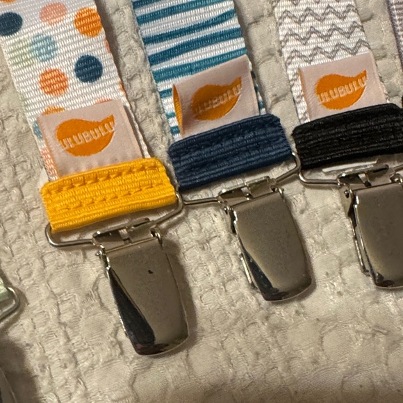 Kids Pacifier Clip Set - Blue, Orange, Gray - Picture 6 of 6